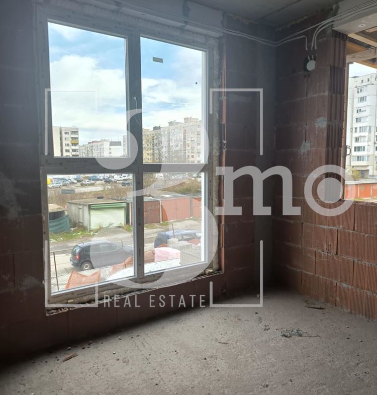 3mo Амалтея продава двустаен апартамент с панорамна гледка в ж.к. Люлин в столицата