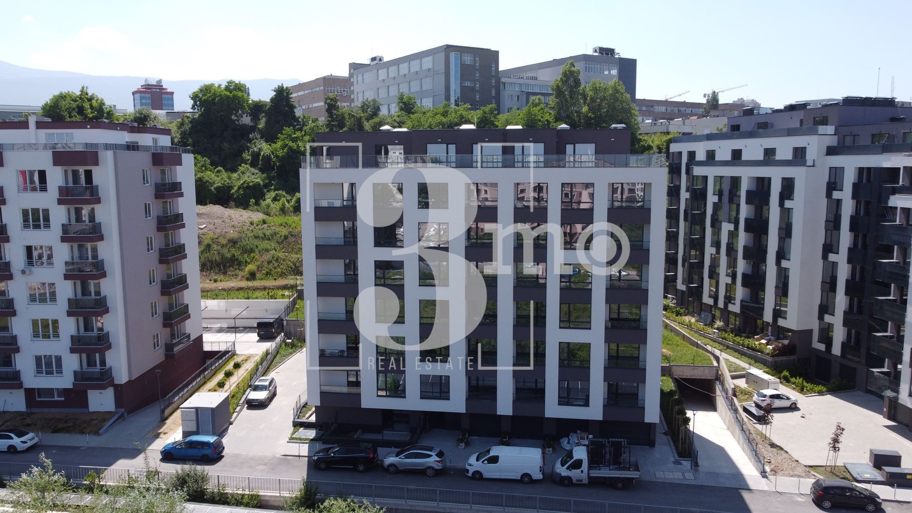 „3mo“ недвижими имоти продава двустаен апартамент, находящ се в ж.к. Дружба 2 - 0