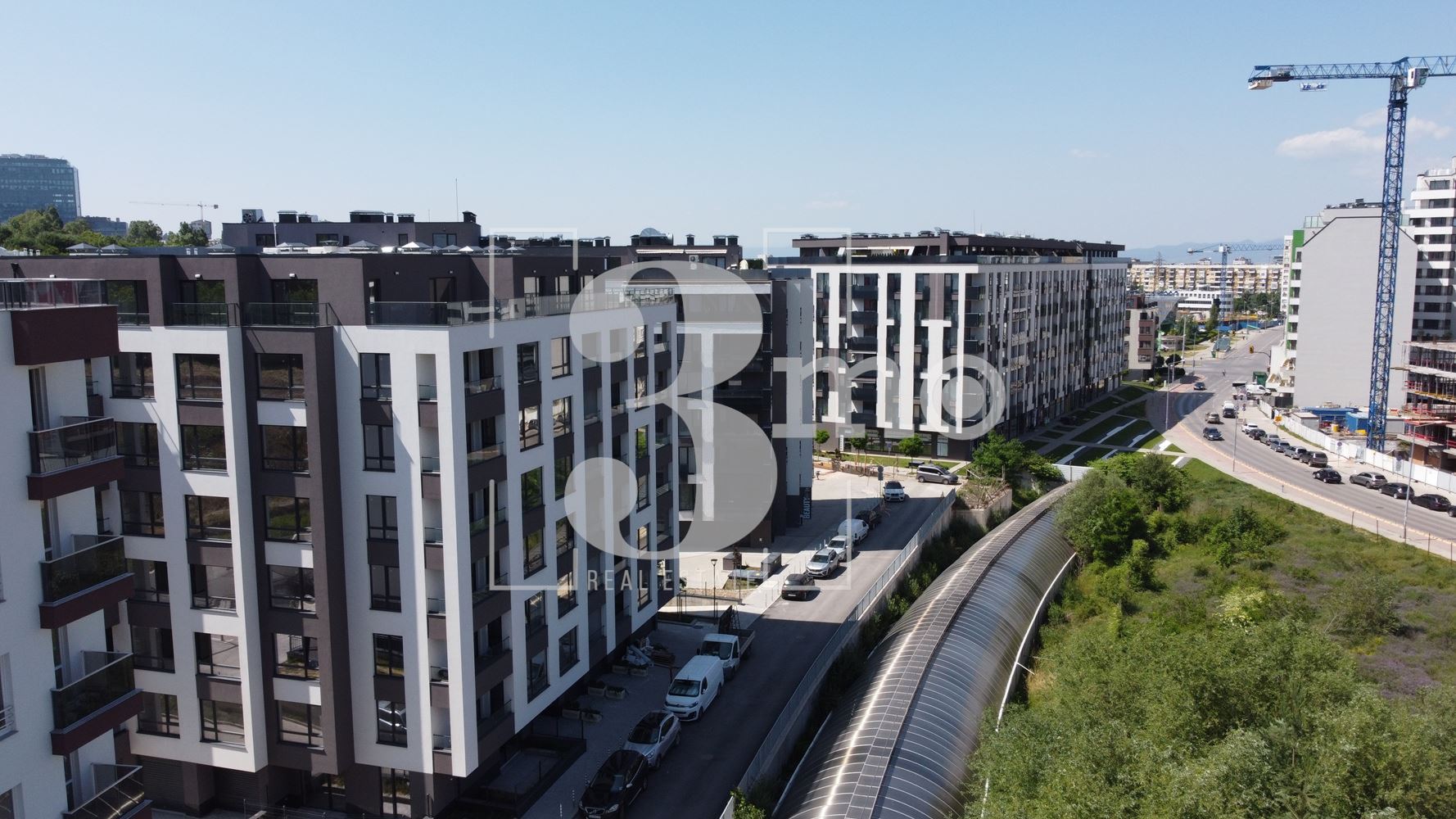 „3mo“ недвижими имоти продава тристаен апартамент, находящ се в ж.к. Дружба 2 - 0