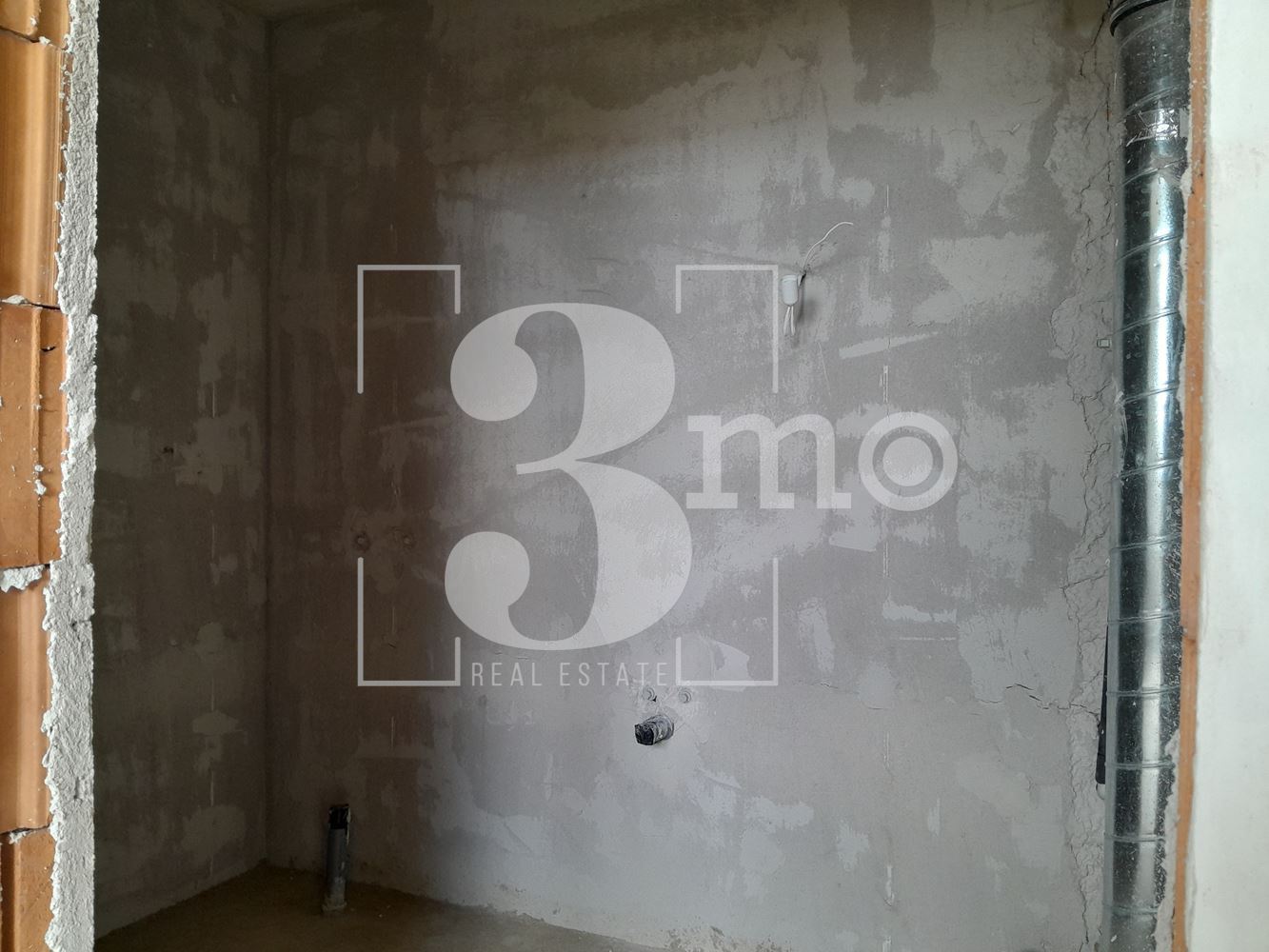 Четиристаен апартамент за продажба в кв. Витоша, гр. София-0 Четиристаен апартамент за продажба в кв. Витоша, гр. София - 0