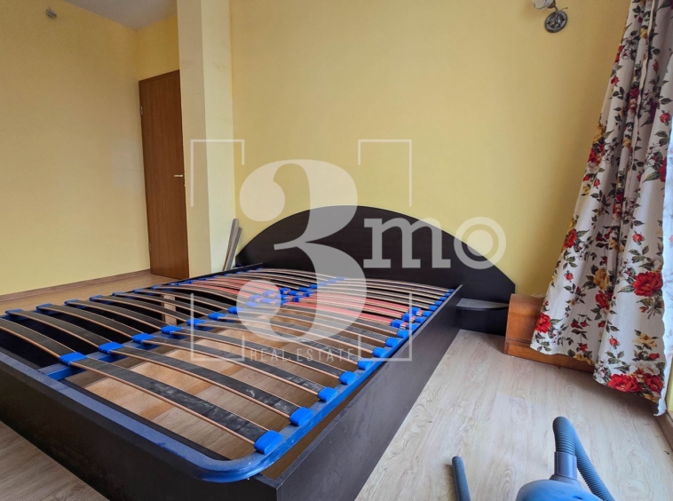 "3mo" недвижими имоти продава 4-стаен обзаведен апартамент в Карпузица, София - 0
