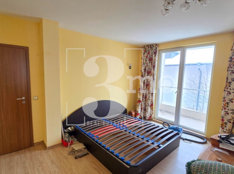 "3mo" недвижими имоти продава 4-стаен обзаведен апартамент в Карпузица, София - 0