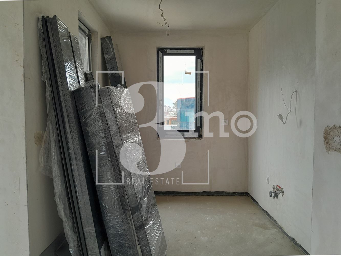 Четиристаен апартамент за продажба в кв. Витоша, гр. София-0 Четиристаен апартамент за продажба в кв. Витоша, гр. София - 0