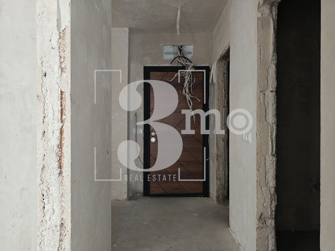 Тристаен апартамент с Акт 14, за продажба в ж.к. Люлин 4, гр. София-0 Тристаен апартамент с Акт 14, за продажба в ж.к. Люлин 4, гр. София - 0