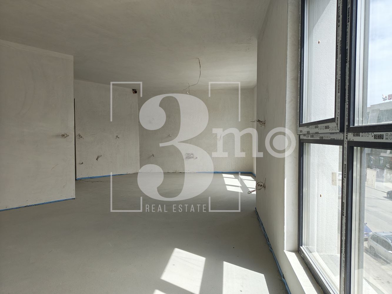 Тристаен апартамент с Акт 14, за продажба в ж.к. Люлин-център, гр. София - 0