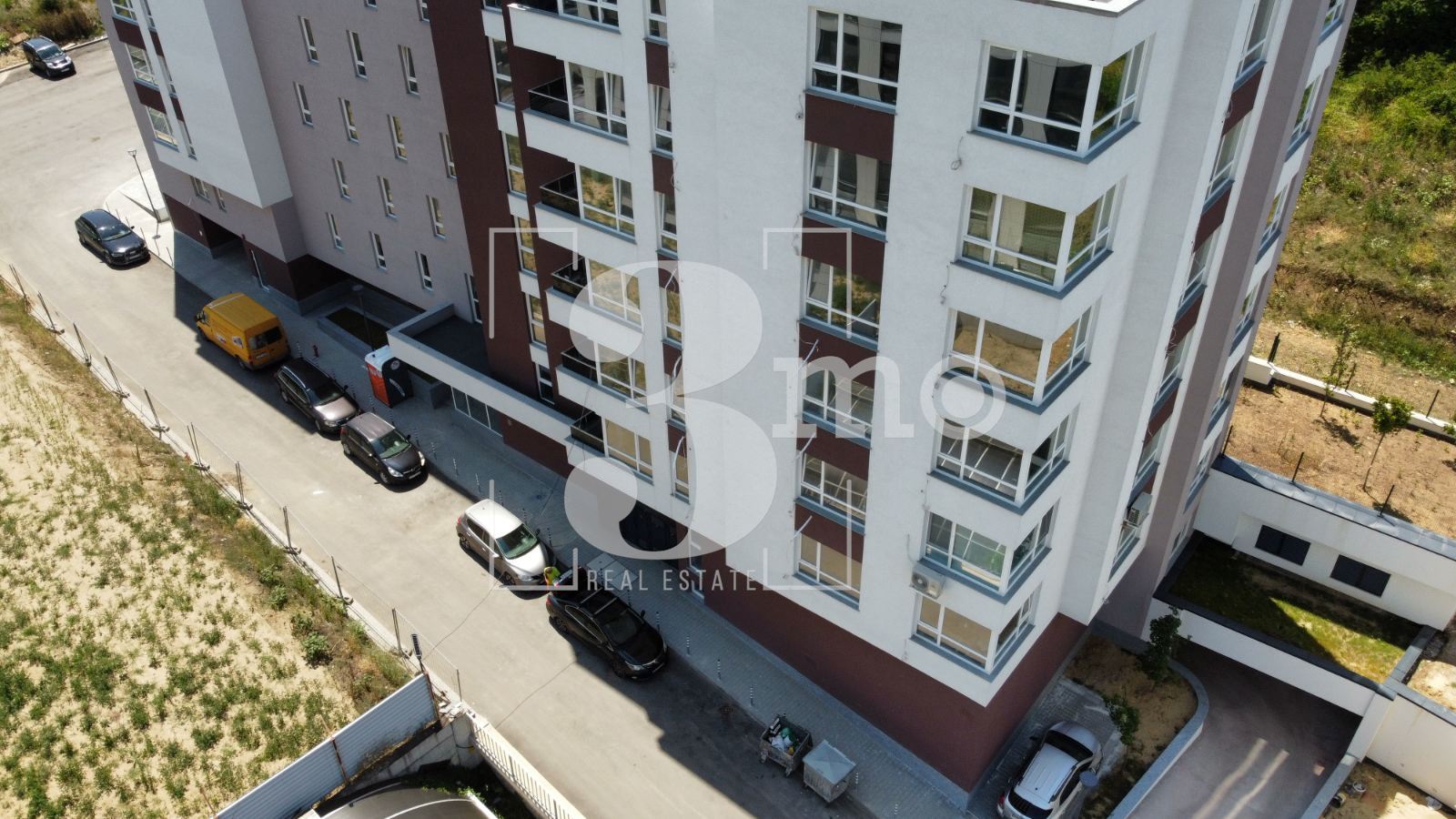 „3mo“ недвижими имоти продава четиристаен апартамент, находящ се в ж.к. Дружба 2-0 „3mo“ недвижими имоти продава четиристаен апартамент, находящ се в ж.к. Дружба 2 - 0