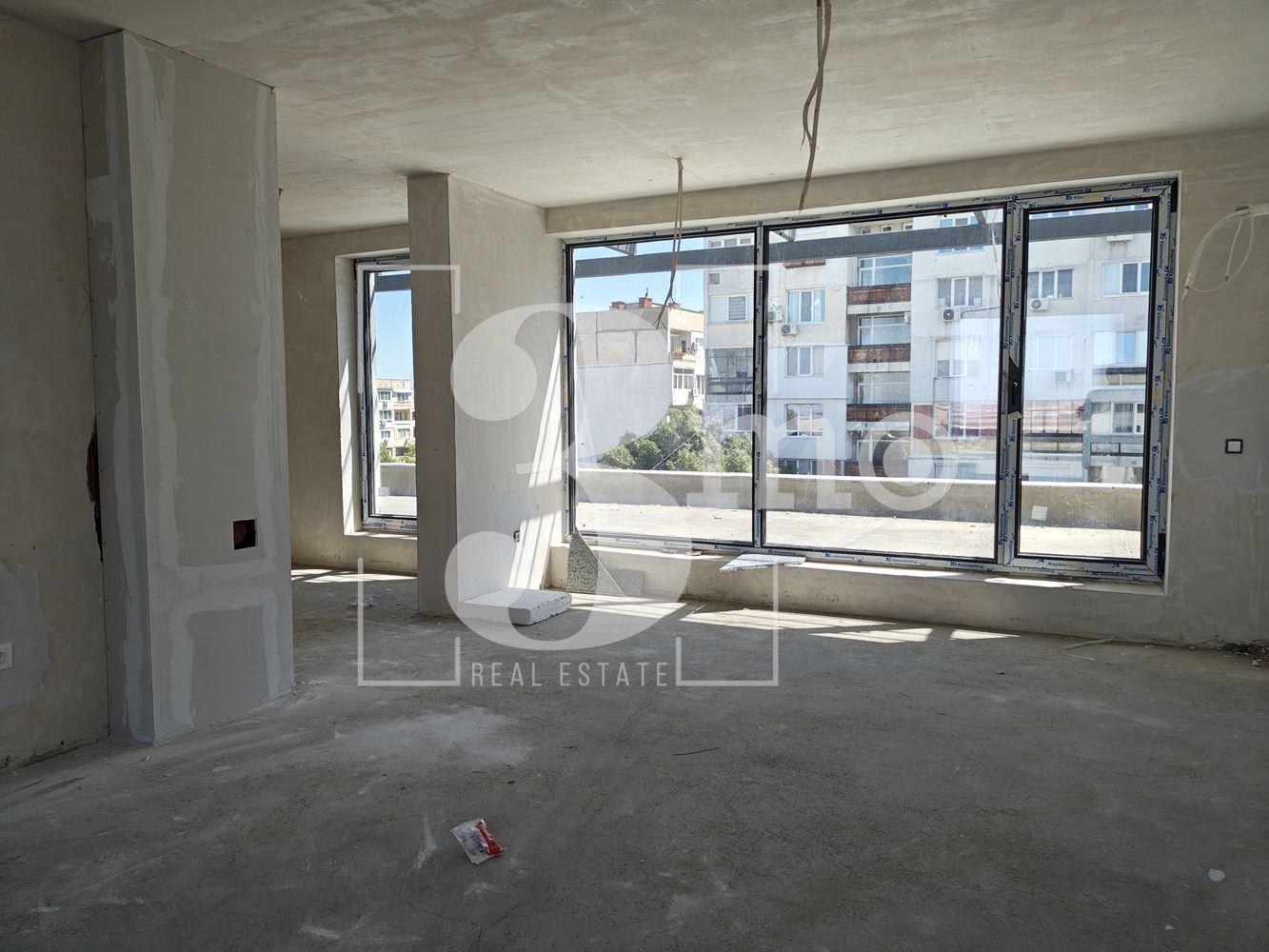 Тристаен апартамент с Акт 14, за продажба в ж.к. Люлин 4, гр. София-0 Тристаен апартамент с Акт 14, за продажба в ж.к. Люлин 4, гр. София - 0