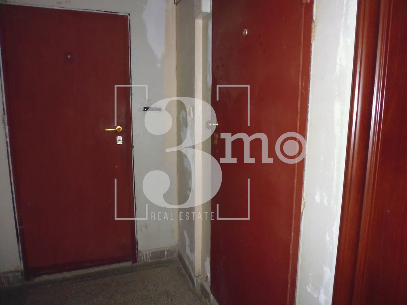 Продава се обзаведена гарсониера в ж.к. Обеля 2, гр. София-0 Продава се обзаведена гарсониера в ж.к. Обеля 2, гр. София - 0