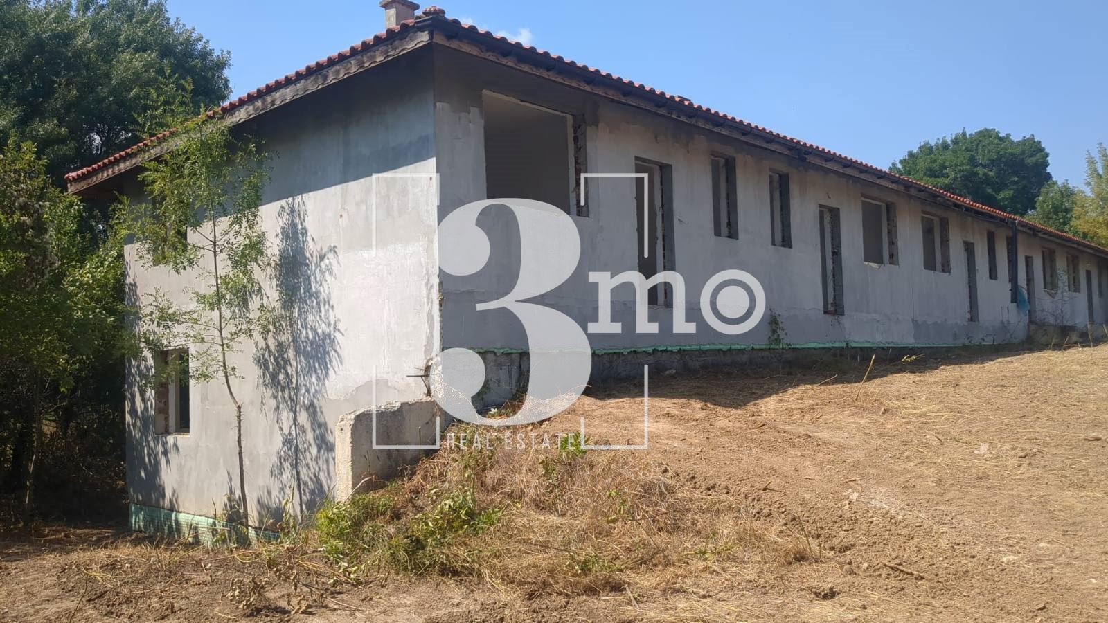 „3mo“ недвижими имоти продава инвестиционен проект, находящ се в с. Юнец, област Варна-0 „3mo“ недвижими имоти продава инвестиционен проект, находящ се в с. Юнец, област Варна - 0