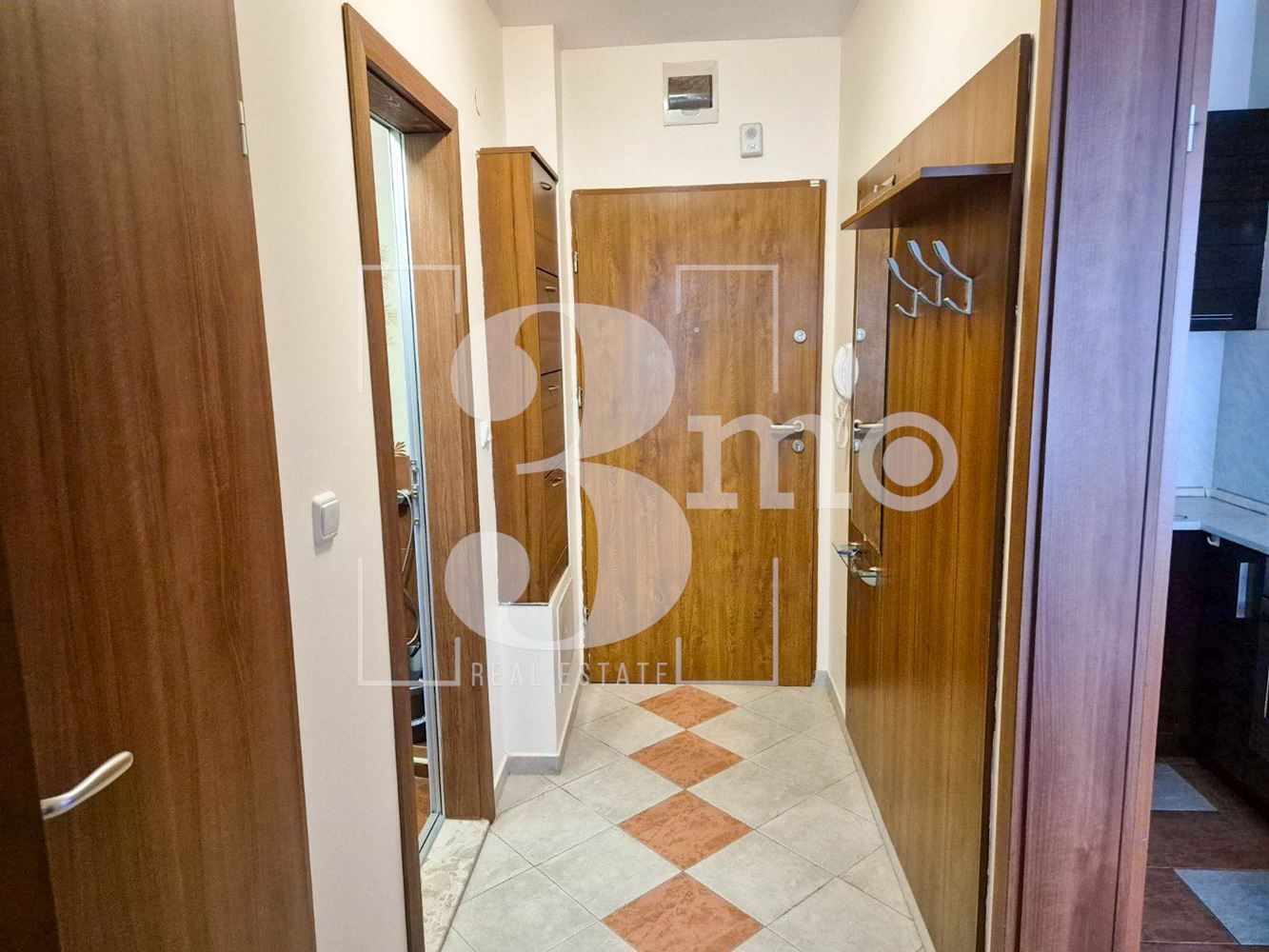 3mo Недвижими имоти продава двустаен апартамент в кв. Борово, гр. София-0 3mo Недвижими имоти продава двустаен апартамент в кв. Борово, гр. София - 0