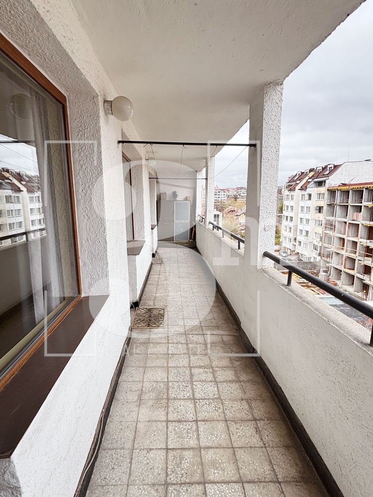 „3mo“ недвижими имоти отдава под наем тристаен апартамент с отлична локация в ж.к. Банишора - 0