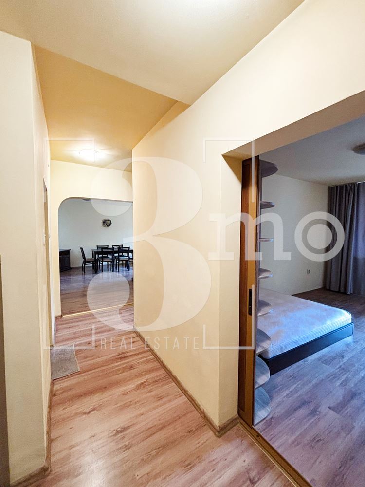 „3mo“ недвижими имоти отдава под наем тристаен апартамент с отлична локация в ж.к. Банишора - 0