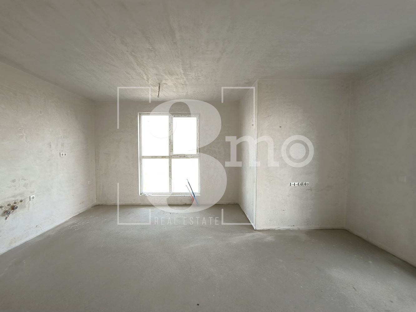 Двустаен просторен апартамент в елегантна сграда в ж.к. Люлин, град София - 0