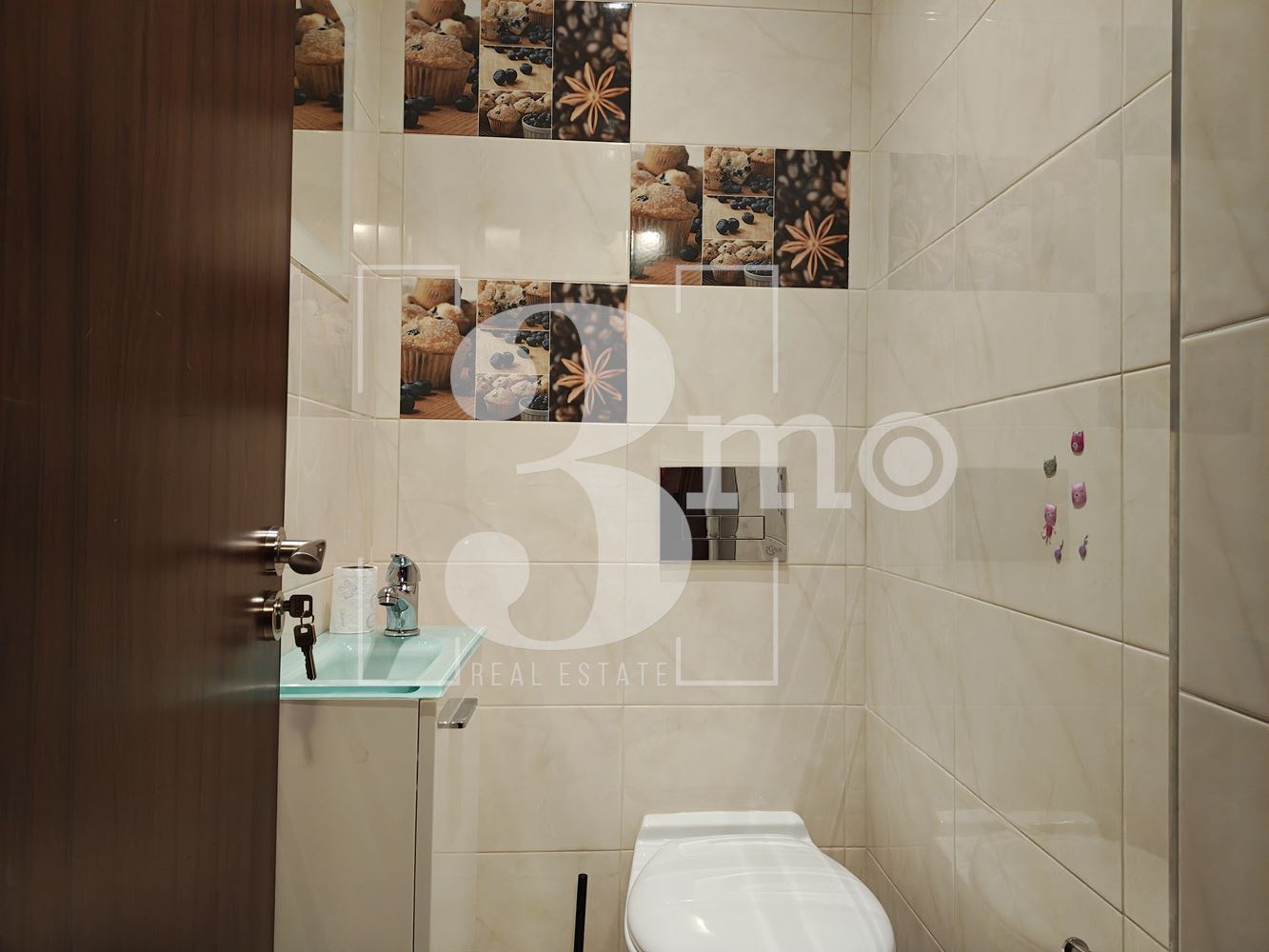 Тристаен апартамент за продажба в ж.к. Люлин 9, гр. София - 0