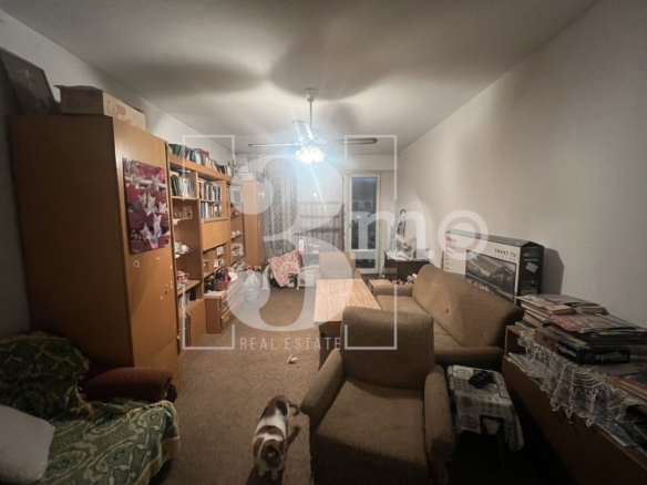 Двустаен преустроен на тристаен апартамент за продажба в ж.к. Люлин 7, гр. София - 0