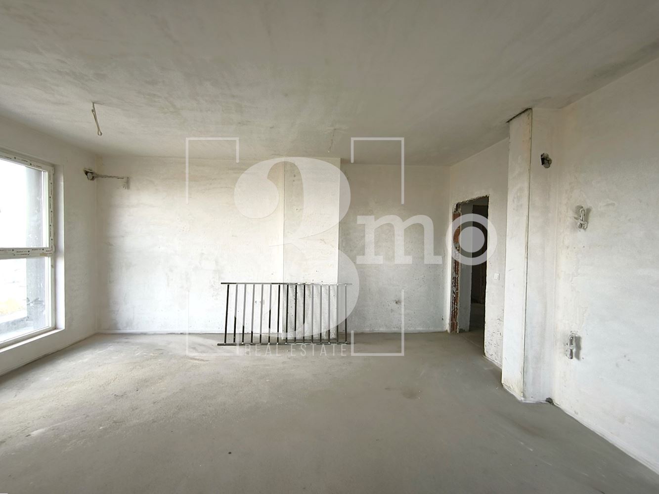 Двустаен просторен апартамент в елегантна сграда в ж.к. Люлин, град София - 0