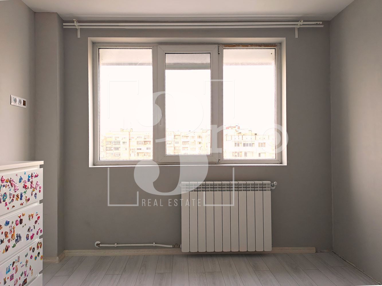 Тристаен апартамент за продажба в ж.к. Люлин 9, гр. София - 0