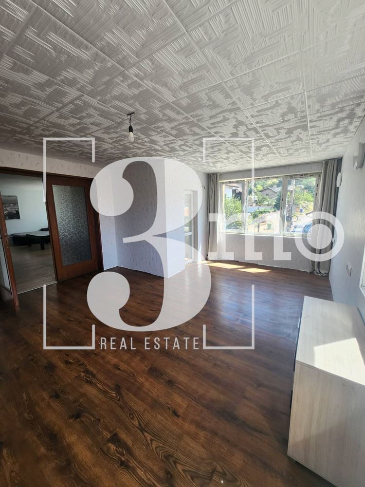 „3mo“ недвижими имоти продава четиристаен апартамент в с.Владая - 0