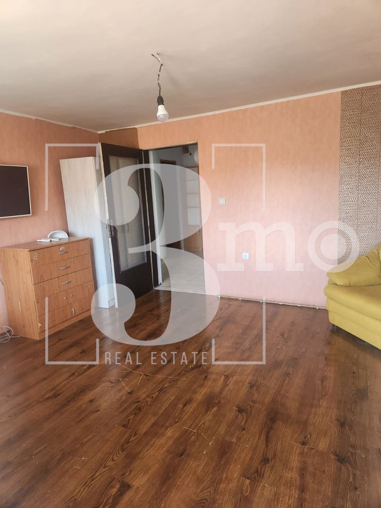 „3mo“ недвижими имоти предлага за продажба имот с голям потенциал в с. Владая - 0