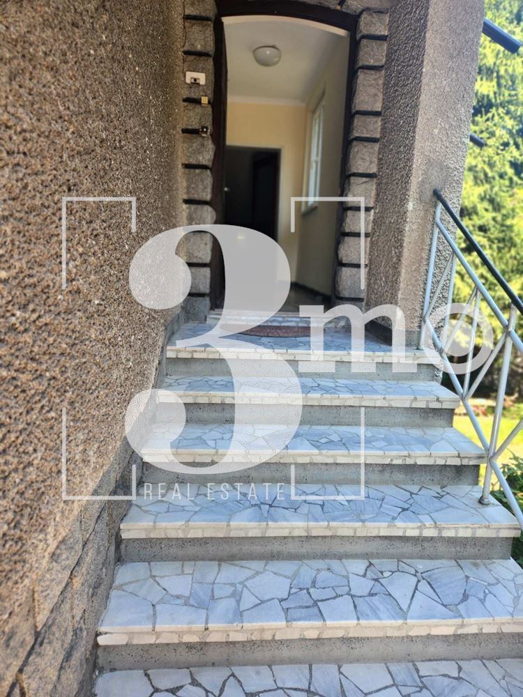 „3mo“ недвижими имоти продава четиристаен апартамент в с.Владая - 0