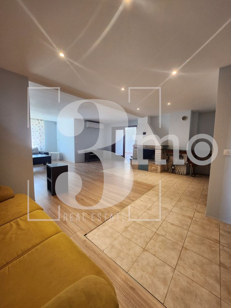 „3mo“ недвижими имоти предлага за продажба имот с голям потенциал в с. Владая - 0