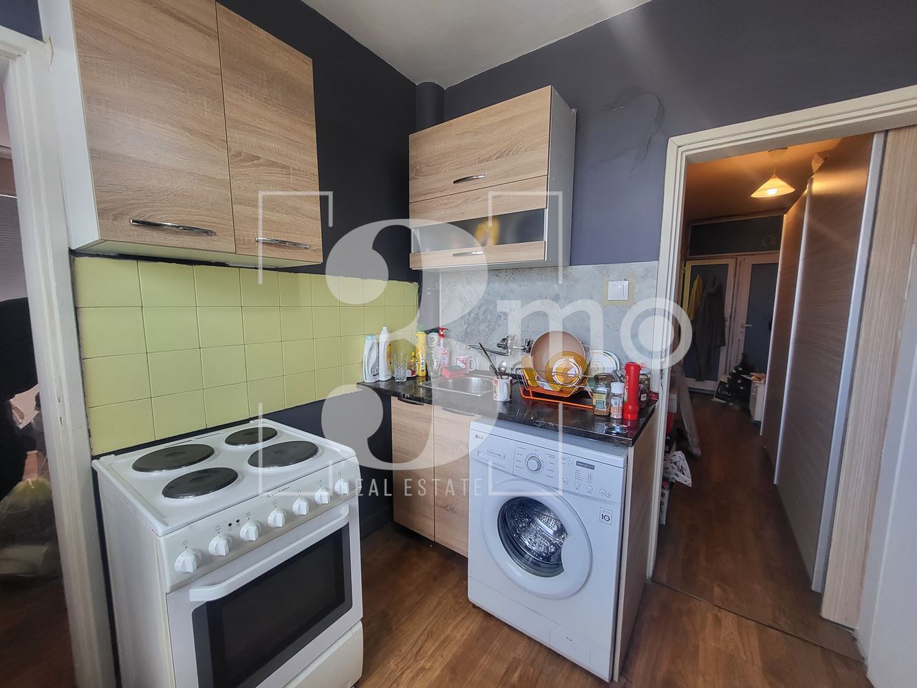 Двустаен апартамент в ж.к.Красна поляна 1 - 0