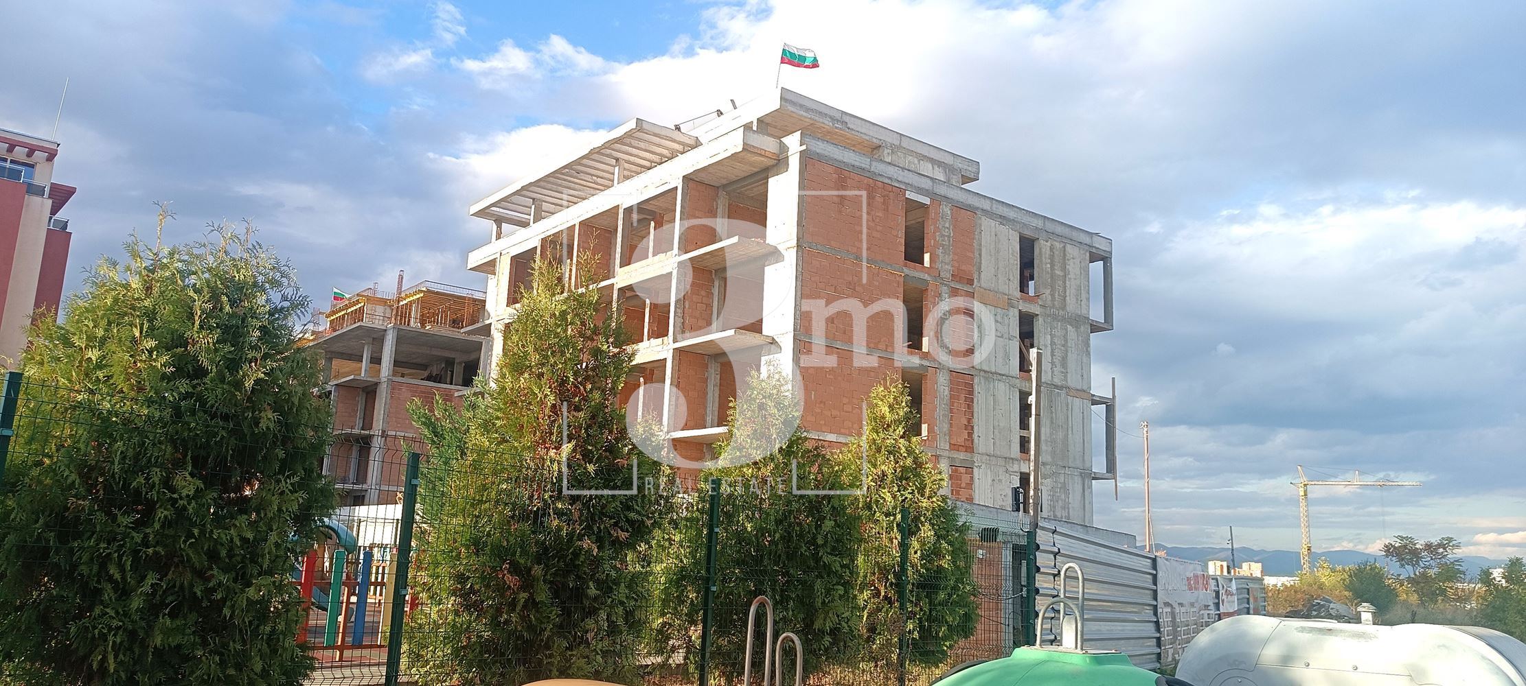 Продава двустаен апартамент в нова сграда в кв. Модерно предградие, гр. София - 0