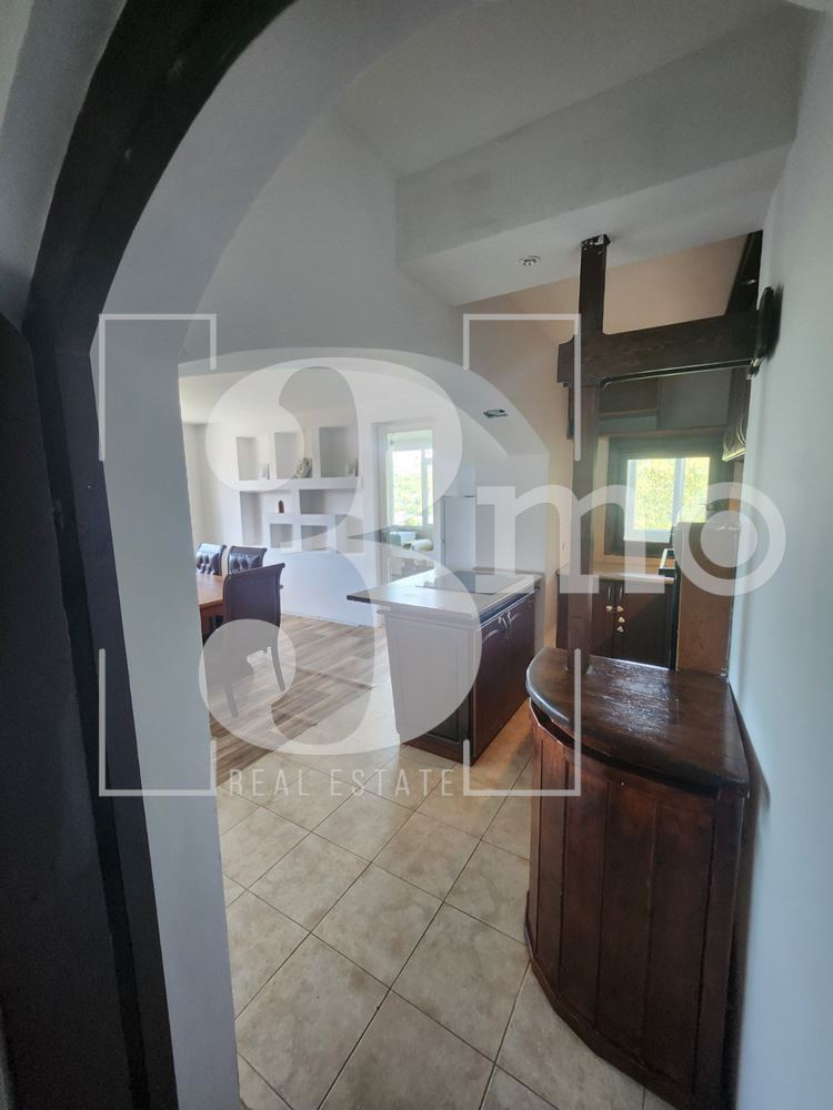 „3mo“ недвижими имоти предлага за продажба имот с голям потенциал в с. Владая - 0