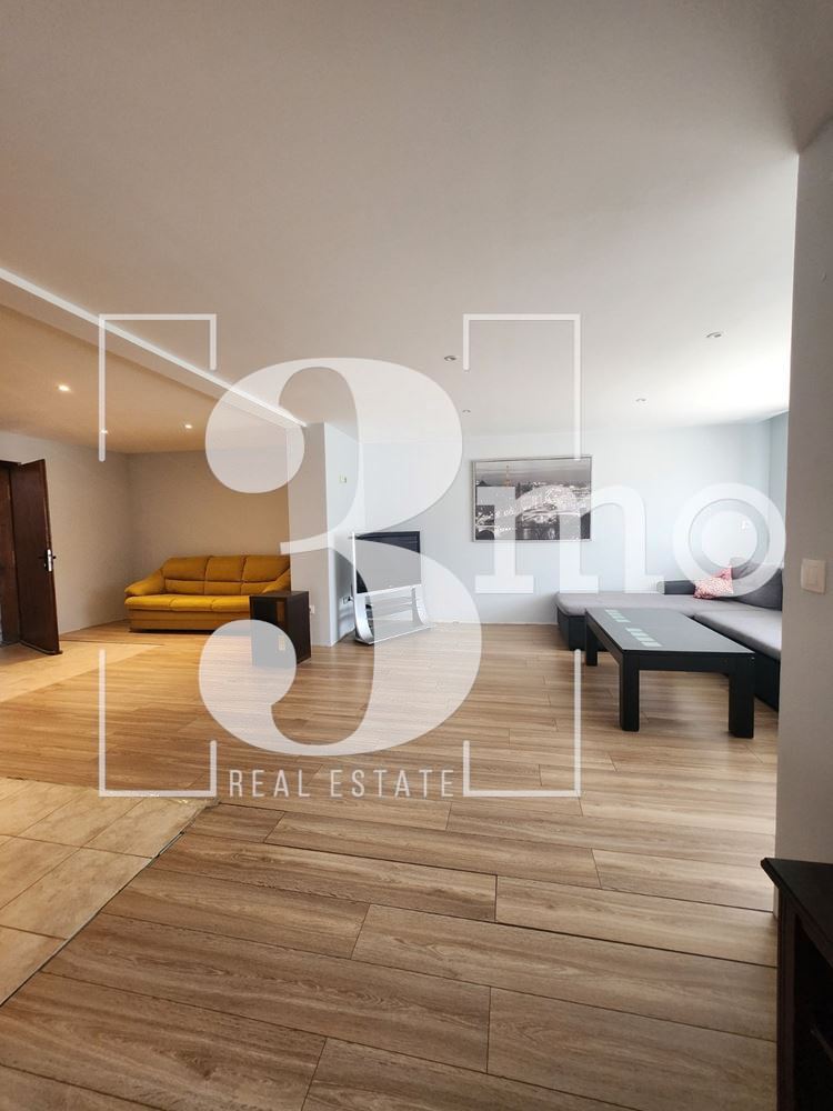 „3mo“ недвижими имоти продава четиристаен апартамент в с.Владая - 0