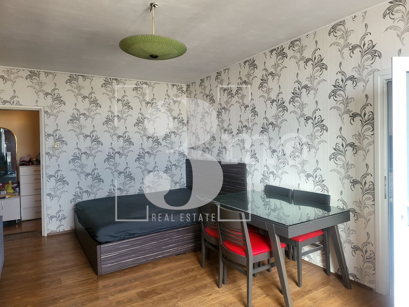 Двустаен апартамент в ж.к.Красна поляна 1 - 0