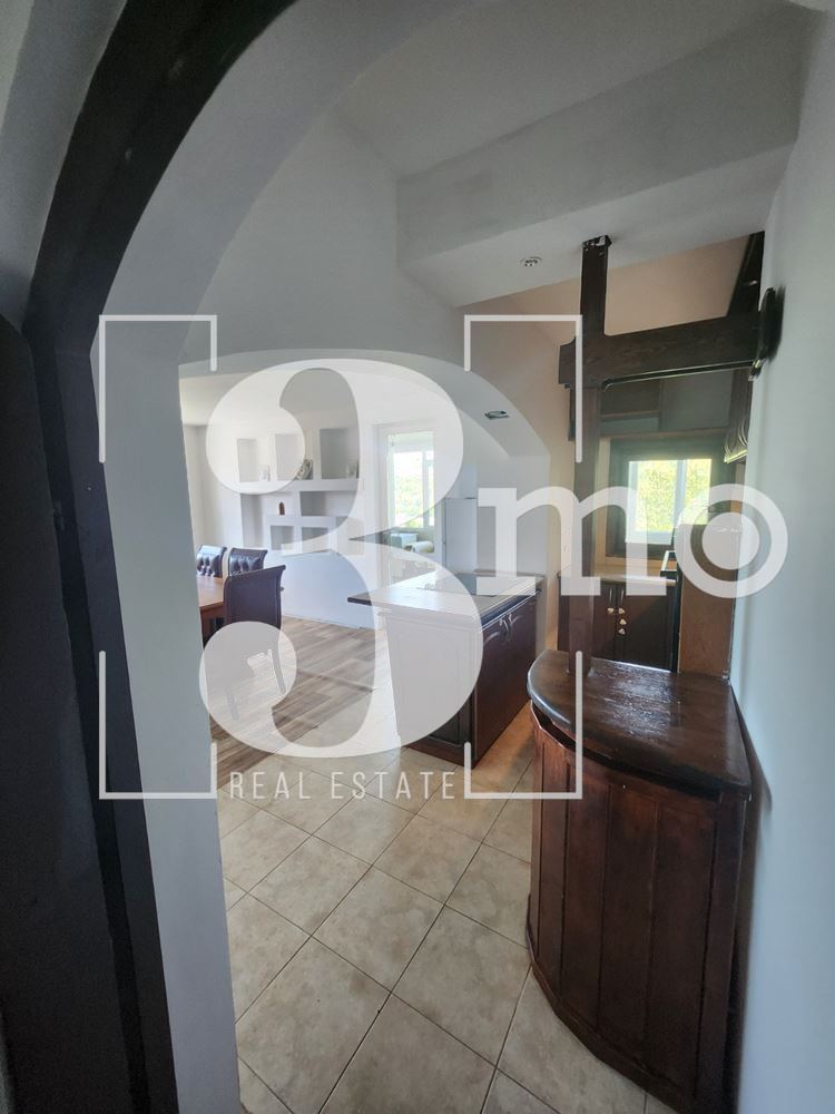 „3mo“ недвижими имоти продава четиристаен апартамент в с.Владая - 0