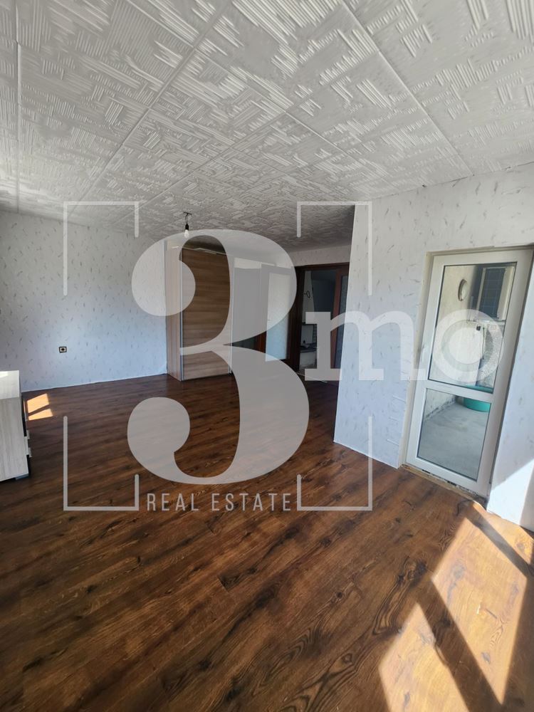 „3mo“ недвижими имоти предлага за продажба имот с голям потенциал в с. Владая - 0