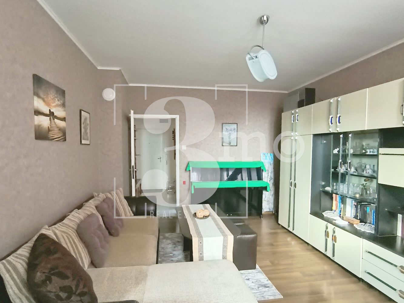 Двустаен апартамент под наем до мол София в столицата - 0