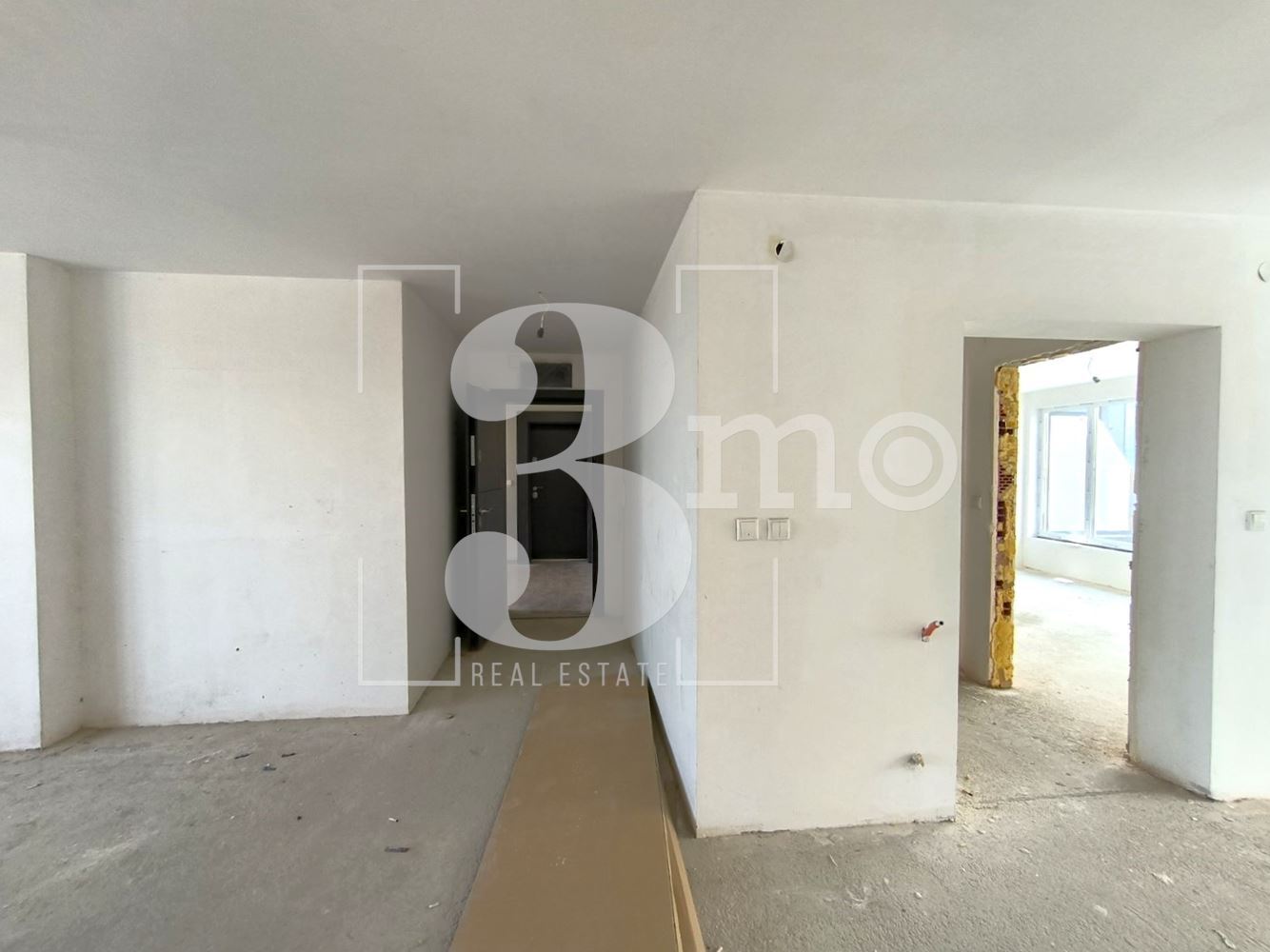 Красив панорамен апартамент с Разрешение за ползване в кв. Манастирски ливади - 0