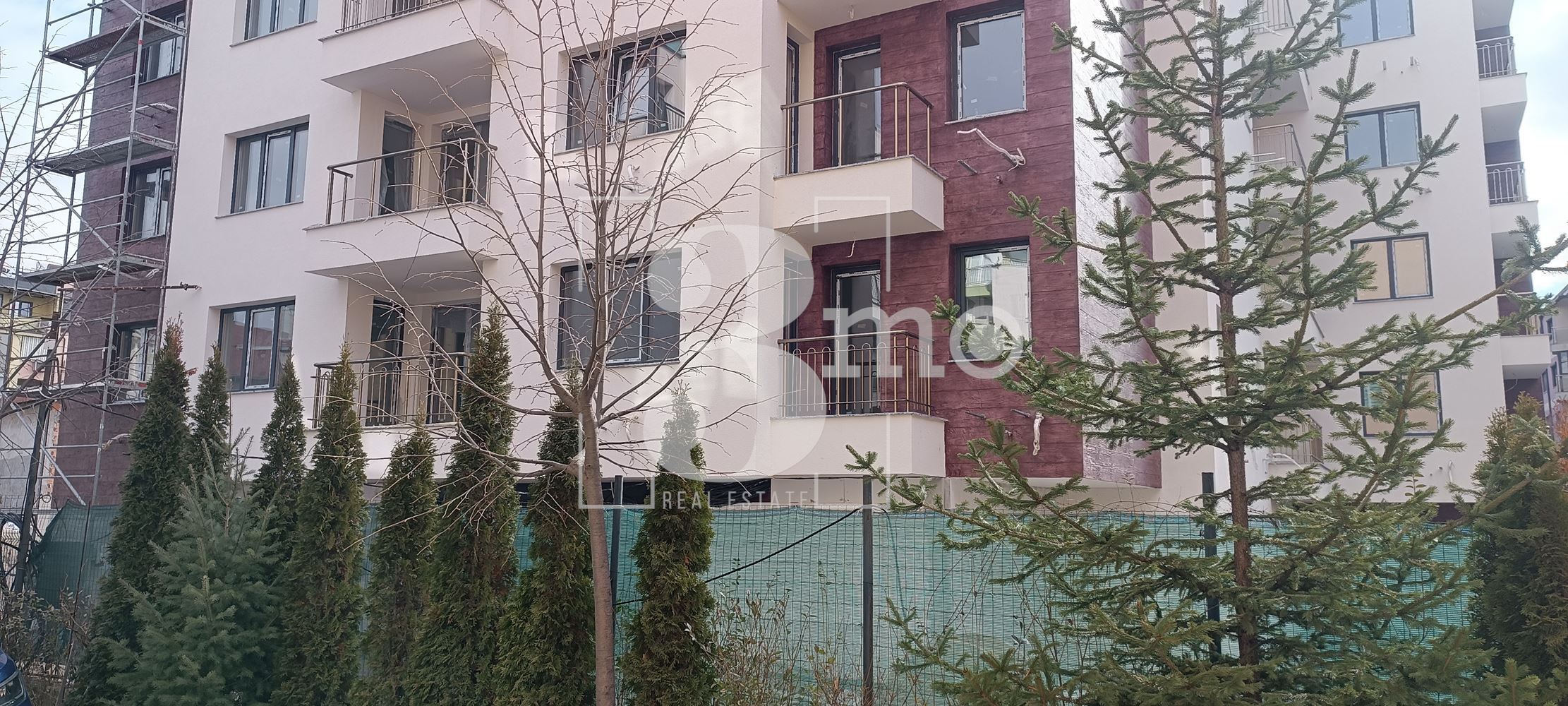 Светъл двустаен апартамент в ж.к. Люлин – Център – на крачки от Метростанция Люлин-0 Светъл двустаен апартамент в ж.к. Люлин – Център – на крачки от Метростанция Люлин - 0