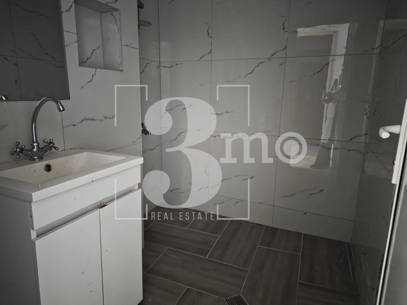 Панелен тристаен апартамент в ж.к.Люлин 2, гр.София - 0