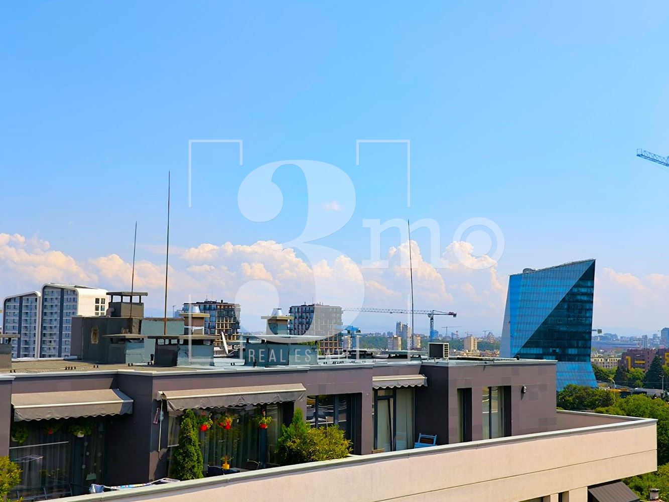 Красив панорамен апартамент с Разрешение за ползване в кв. Манастирски ливади - 0