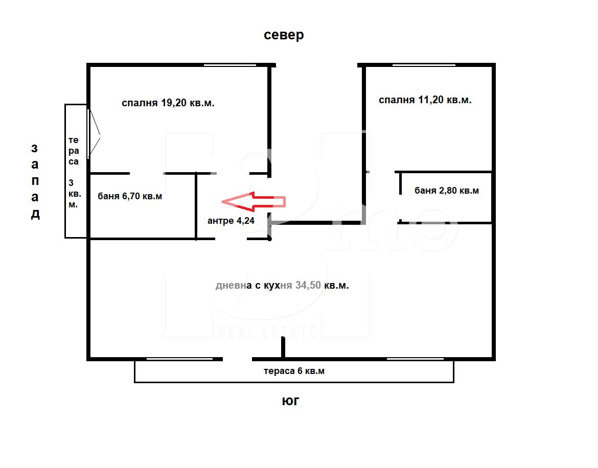 Просторен тристаен апартамент в бутикова сграда в широкия център на София - 0