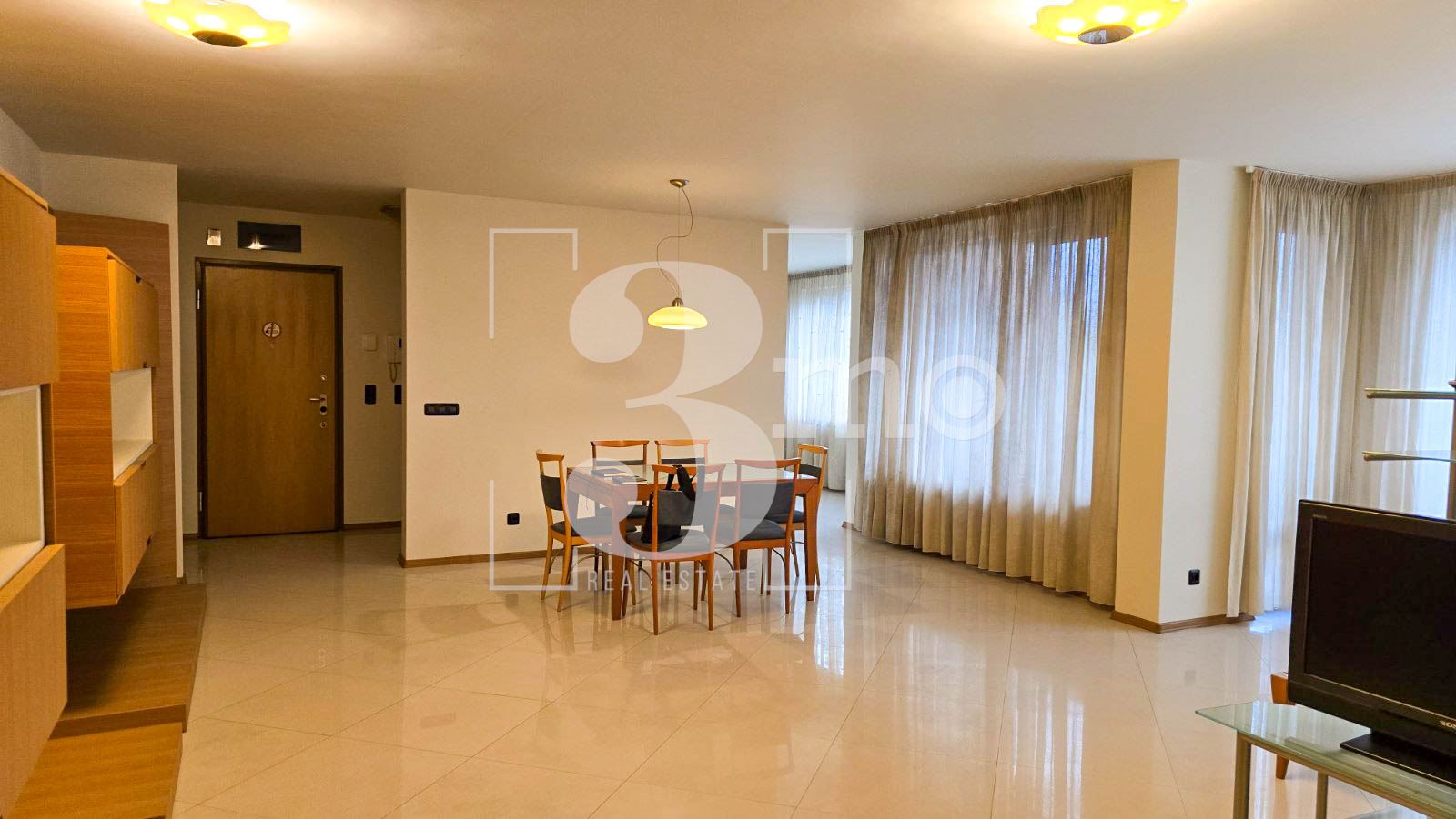 3mo недвижими имоти продава четиристаен луксозен апартамент в кв. Витоша, София - 0