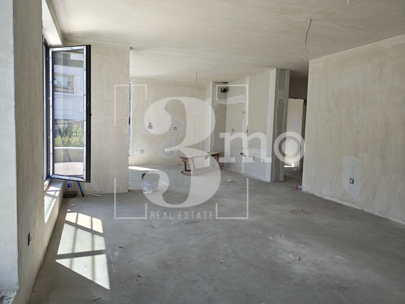 Тристаен апартамент с Акт 14, за продажба в ж.к. Люлин 4, гр. София - 0