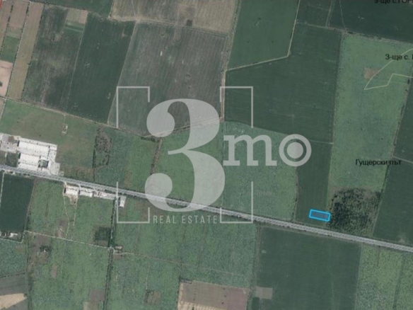 „3mo“ недвижими имоти продава парцел, разположен на автомагистрала „Тракия“ - 0
