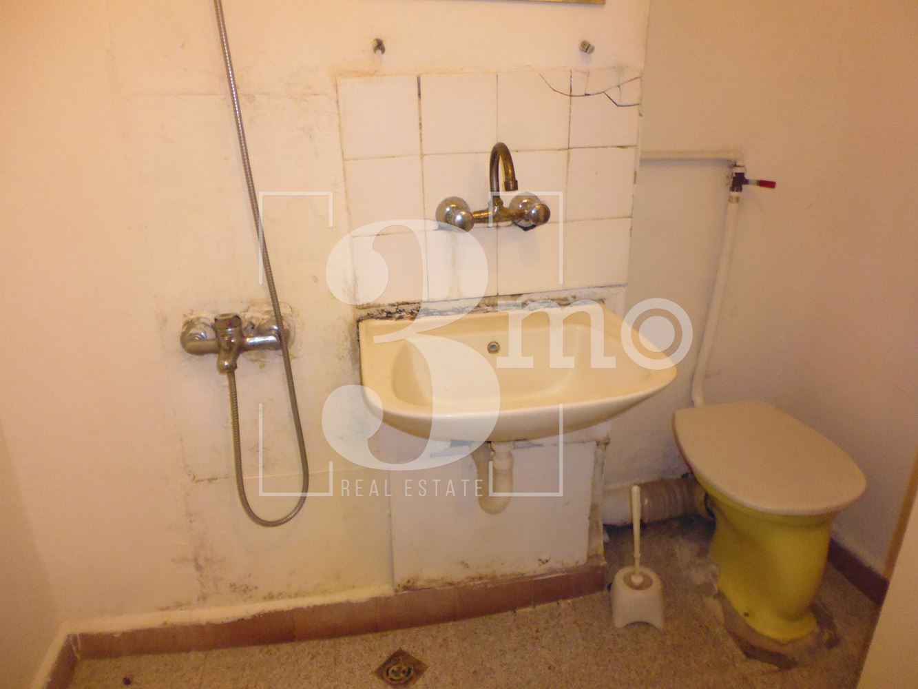 Едностаен апартамент за продажба в ж.к. Люлин 3, гр. София - 0