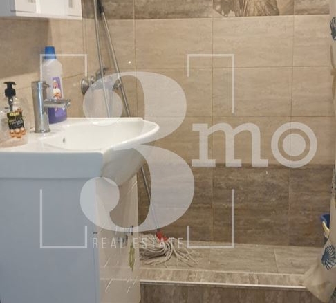 Двустаен преустроен и ремонтиран апартамент за продажба в ж.к. Люлин 2, гр. София - 0