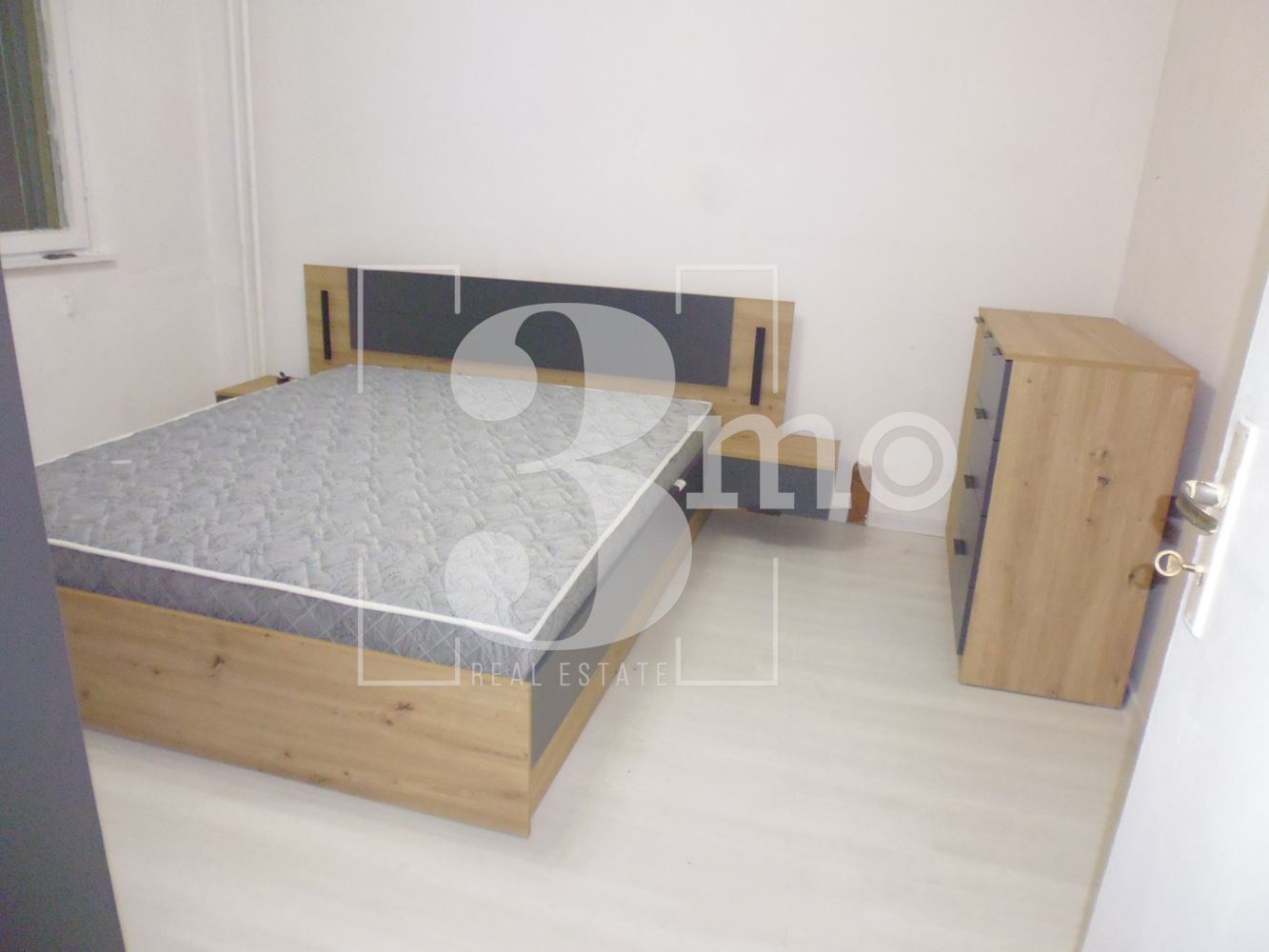 Просторен и слънчев двустаен апартамент за проздажба. - 0