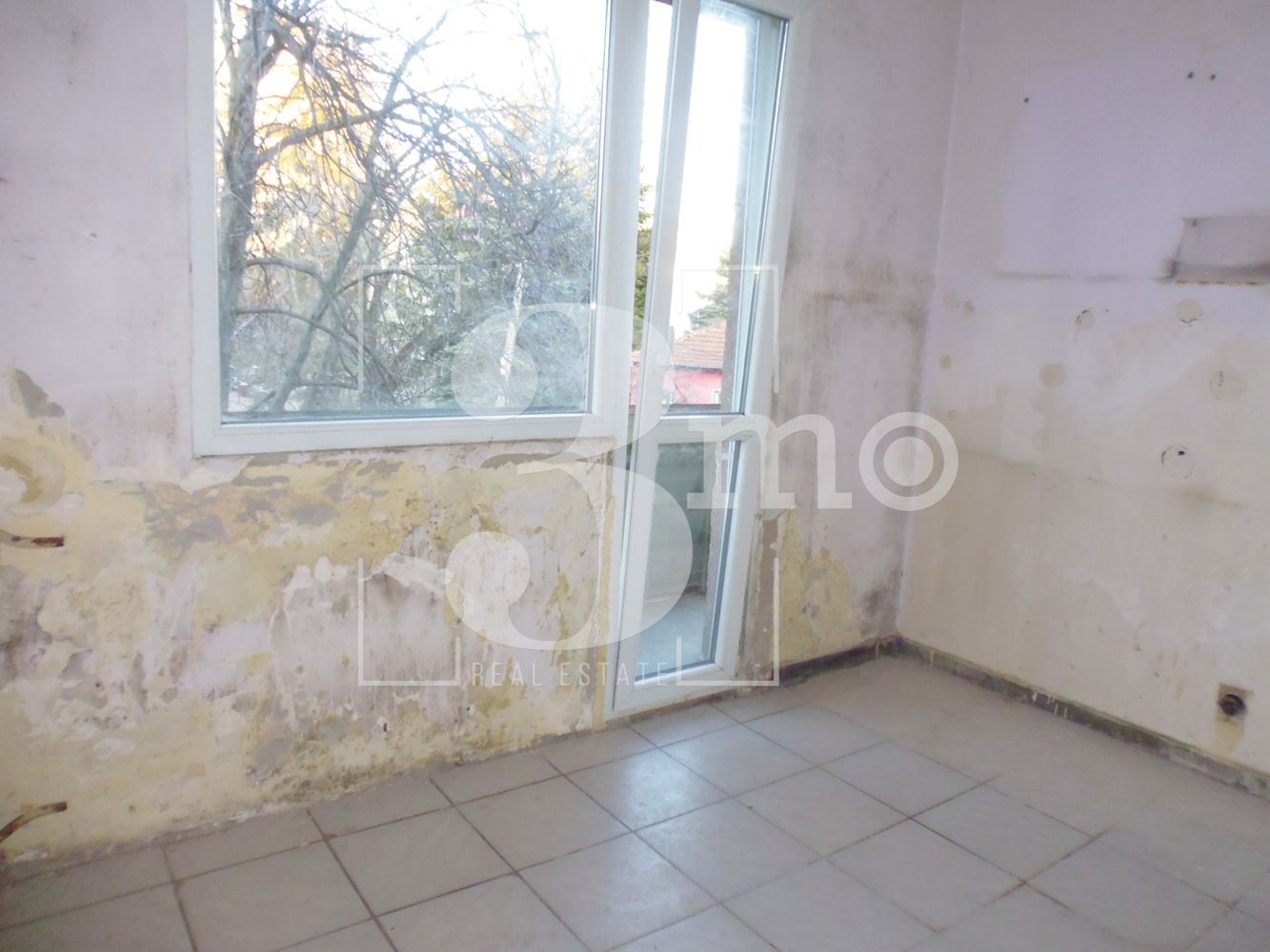 Двустаен апартамент за продажба в ж.к.Надежда 2, гр. София - 0