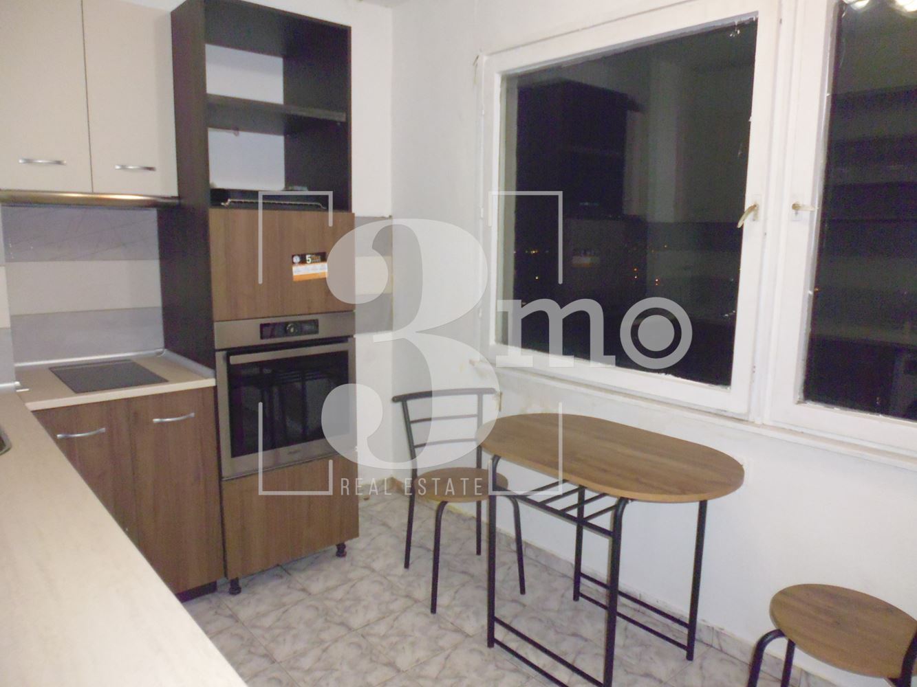 Просторен и слънчев двустаен апартамент за проздажба. - 0