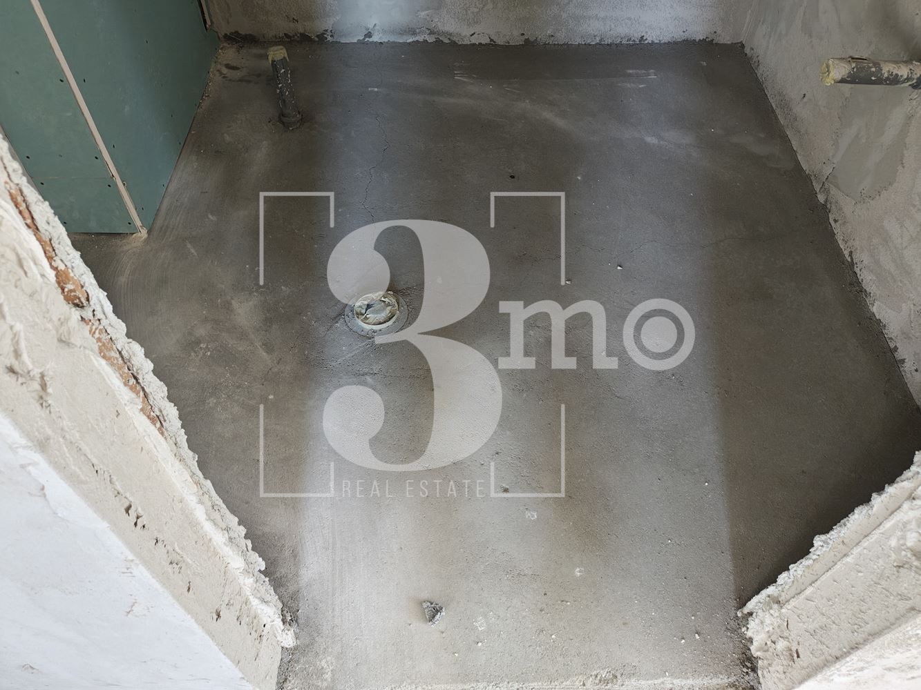 Тристаен апартамент с Акт 14, за продажба в ж.к. Люлин 4, гр. София - 0