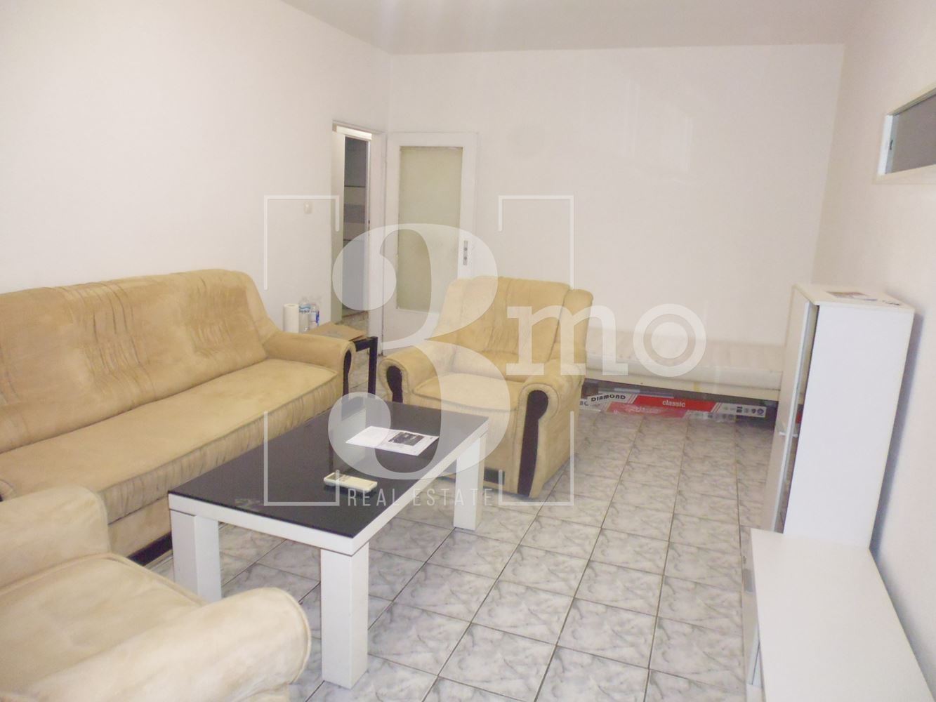 Просторен и слънчев двустаен апартамент за проздажба. - 0