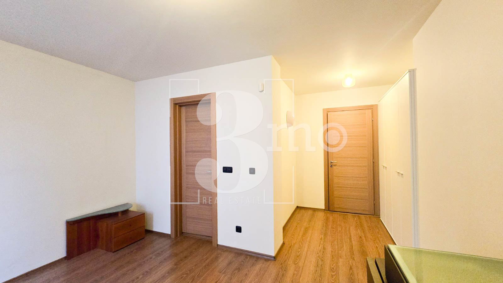 3mo недвижими имоти продава четиристаен луксозен апартамент в кв. Витоша, София - 0