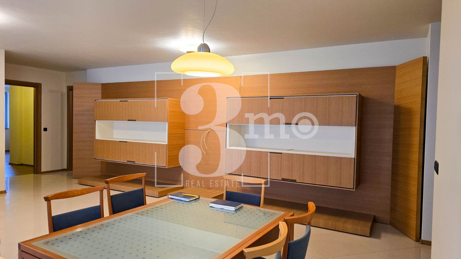 3mo недвижими имоти продава четиристаен луксозен апартамент в кв. Витоша, София - 0